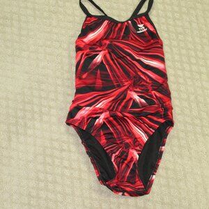 TYR Durafast DiamondFit 1 pc Swimsuit - Red Stripe Women Size 30 EUC